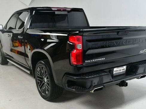 Used 2019 Chevrolet Silverado 1500 High Country w/ High Country Premium Package image 9