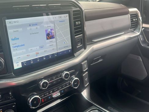 Used 2023 Ford F150 Lariat w/ Equipment Group 502A High image 22