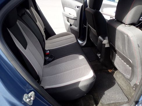 Used 2011 Chevrolet Equinox LT image 13