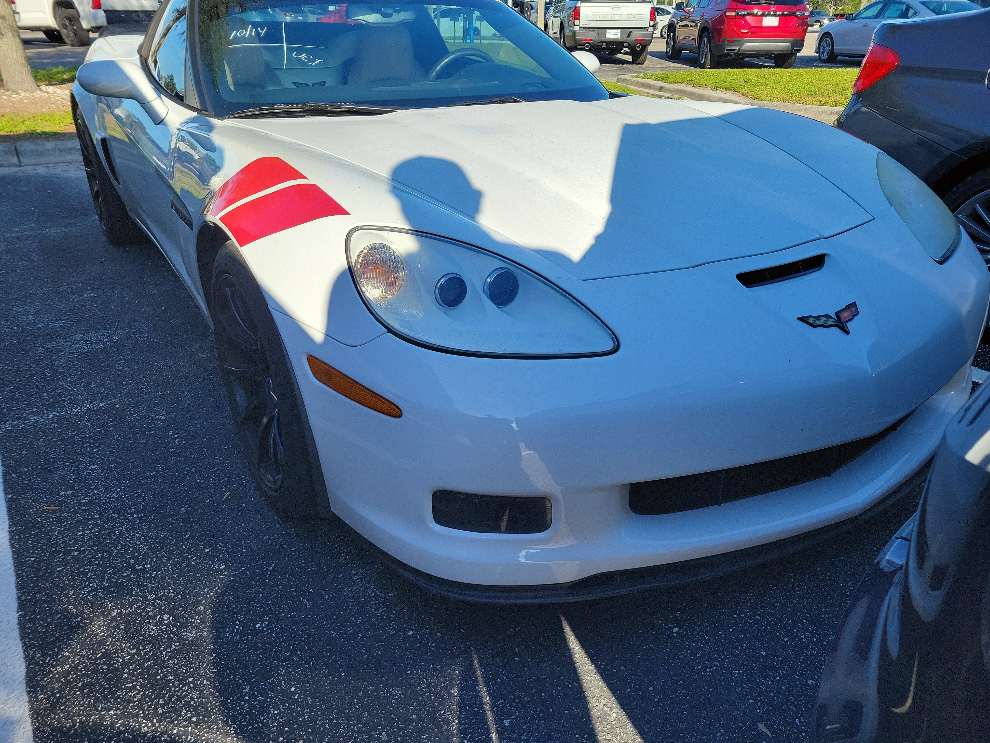 Used 2011 Chevrolet Corvette Grand Sport w/ Preferred Equipment Group RWD image 1