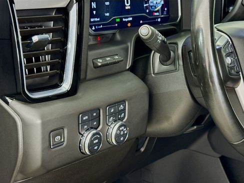 Used 2024 GMC Sierra 2500 Denali w/ Denali Reserve Package AWD/4WD image 10