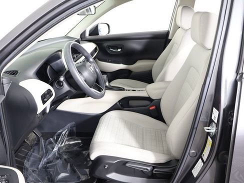 Used 2023 Honda HR-V LX image 26