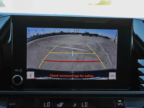 Used 2025 Toyota Camry LE image 23