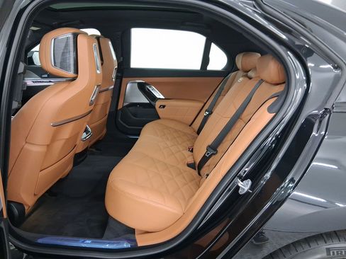 New 2026 BMW 740i image 12