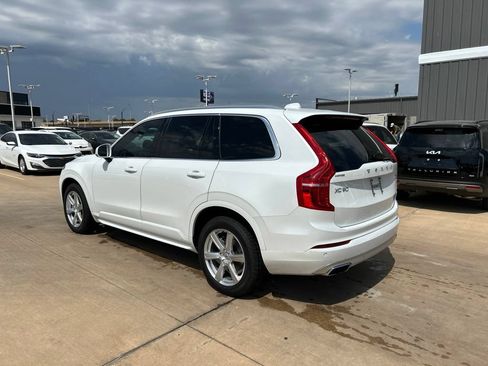 Used 2020 Volvo XC90 T6 Momentum AWD/4WD image 2