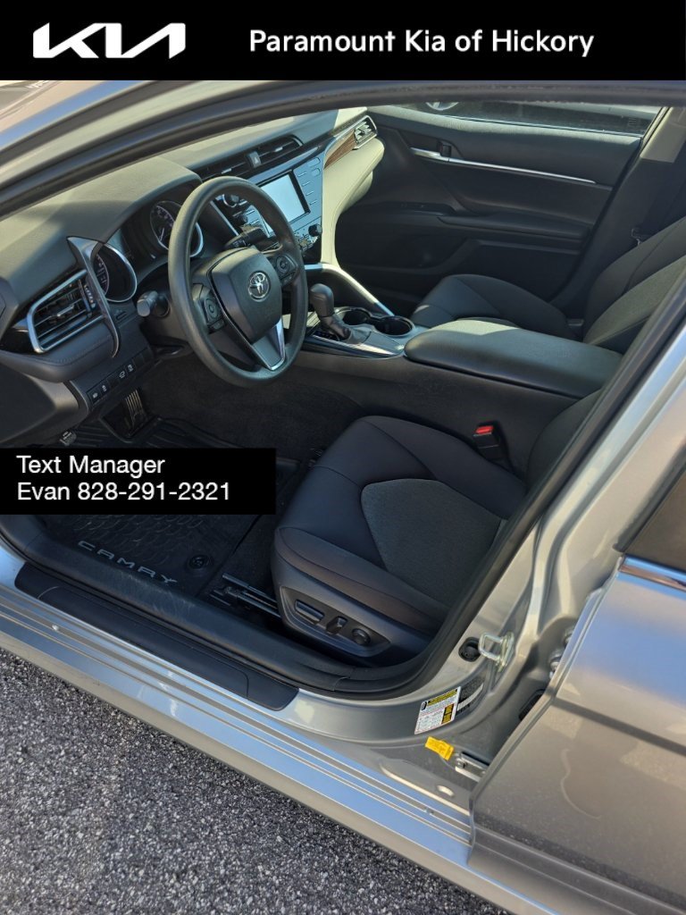 Used 2019 Toyota Camry LE FWD image 10