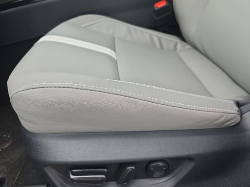 New 2026 Toyota Camry SE image 28