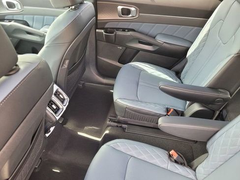 New 2025 Kia Sorento SX Prestige image 18