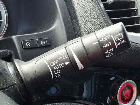 Used 2017 Honda Pilot Elite image 38