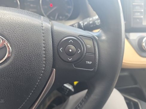 Used 2016 Toyota RAV4 XLE image 21