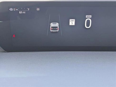 New 2025 Ford Expedition Platinum w/ Driver's Package image 11