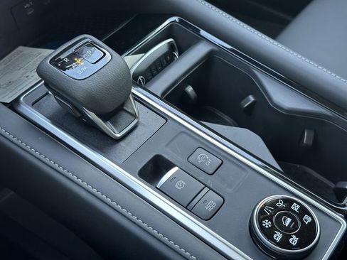 New 2026 Nissan Pathfinder SL AWD/4WD image 25