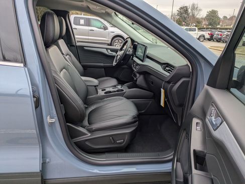 New 2026 Ford Escape SE w/ PHEV Premium Package image 37