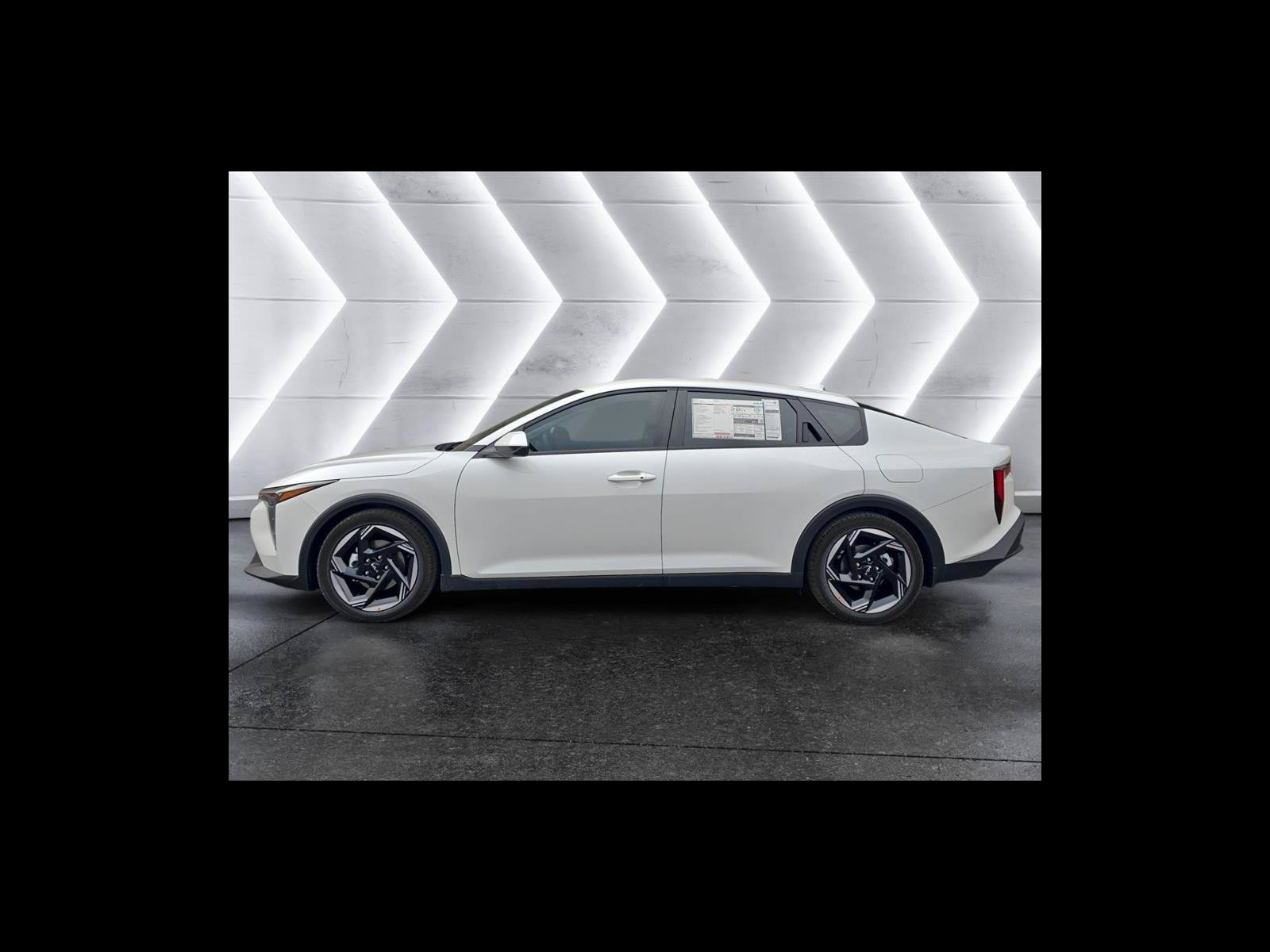 New 2026 Kia K4 EX FWD image 2