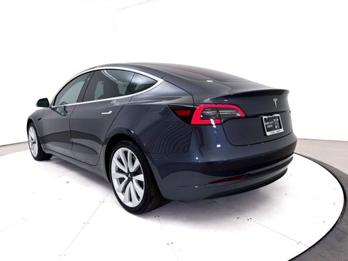 Used 2018 Tesla Model 3 Long Range RWD image 15