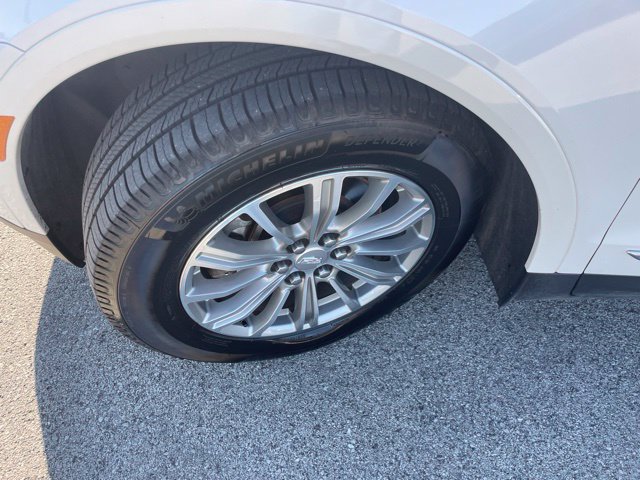 Used 2018 Cadillac XT5 Luxury w/ Driver Awareness Package AWD/4WD image 15