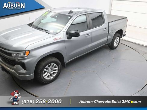 Used 2024 Chevrolet Silverado 1500 RST w/ Z71 Off-Road Package AWD/4WD image 29