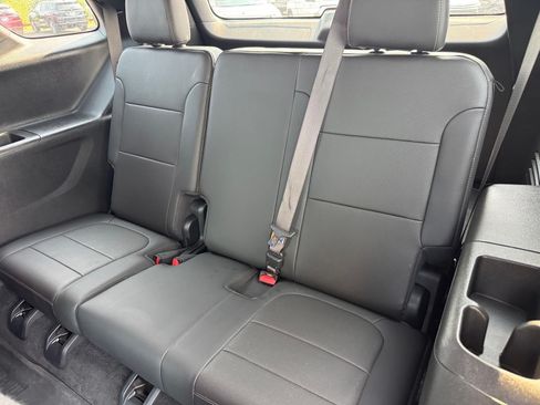 Used 2023 Chevrolet Traverse Premier w/ Redline Edition AWD/4WD image 8