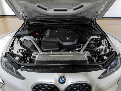Used 2025 BMW 430i Coupe w/ Premium Package RWD image 45
