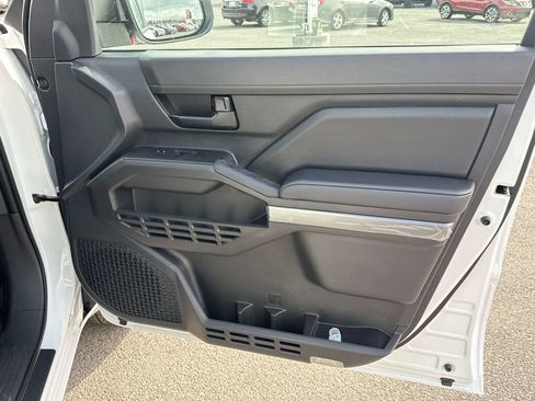 New 2026 Toyota Tacoma SR5 image 17