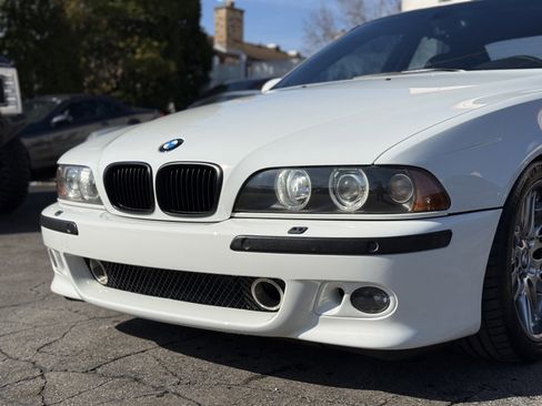 Used 2003 BMW M5 RWD image 15