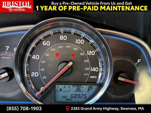 Used 2015 Toyota RAV4 Limited AWD/4WD image 25