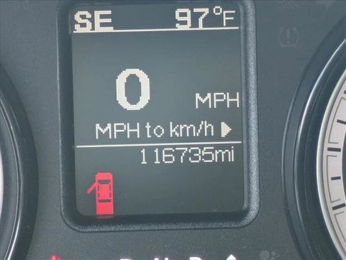 Used 2020 RAM 1500 Classic SLT RWD image 7