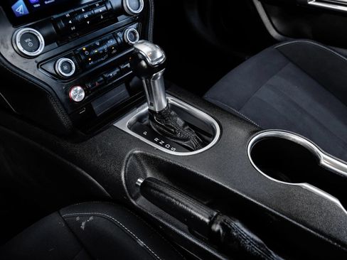 Used 2019 Ford Mustang GT RWD image 29
