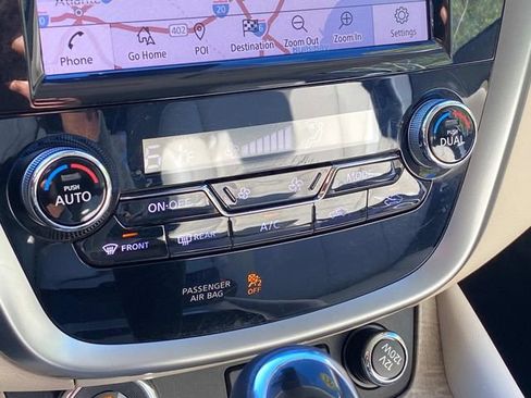 Used 2023 Nissan Murano SL image 28