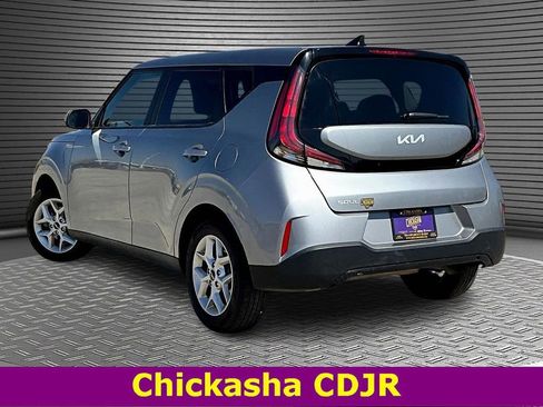 Used 2024 Kia Soul LX w/ Option Group 015 image 4