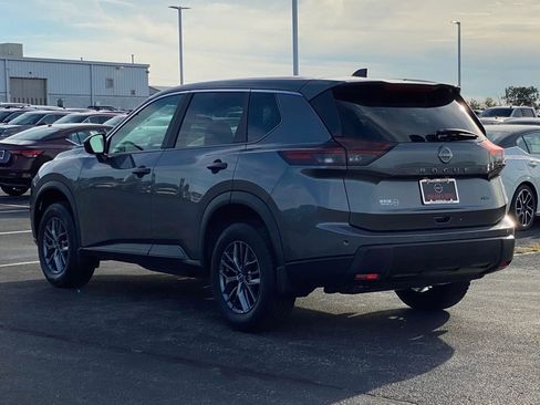 New 2026 Nissan Rogue S image 6