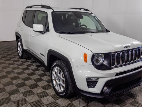 Used 2019 Jeep Renegade Latitude FWD image 10
