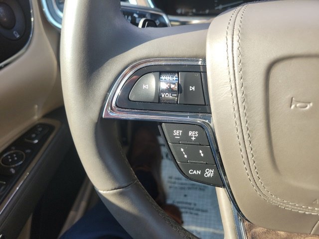 Used 2020 Lincoln Continental Reserve AWD/4WD image 32