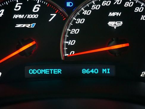 Used 2013 Chevrolet Corvette ZR1 w/ 3ZR Preferred Equipment Group RWD image 77