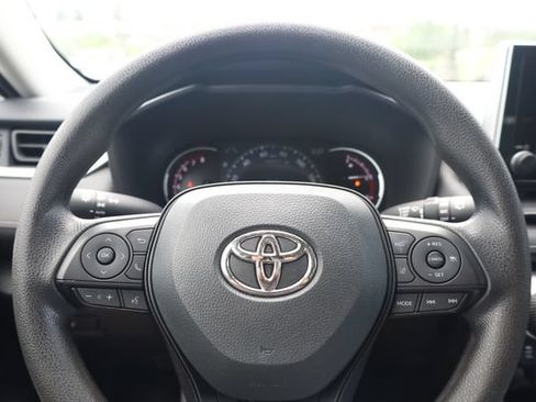 Used 2024 Toyota RAV4 XLE AWD/4WD image 14