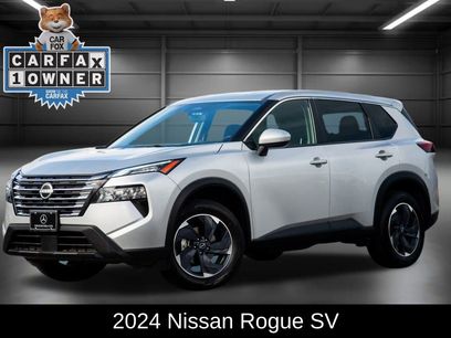 Used 2024 Nissan Rogue SV