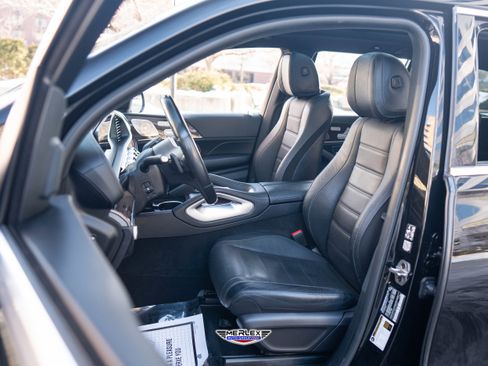 Used 2021 Mercedes-Benz GLS 580 4MATIC image 16