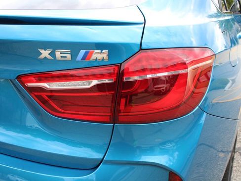 Used 2018 BMW X6 M image 32