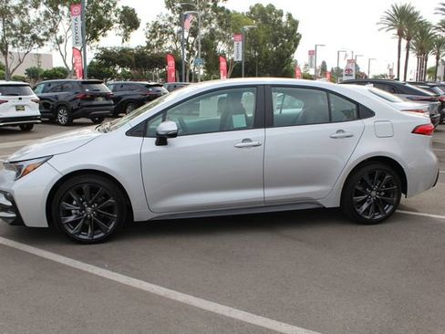 Certified 2026 Toyota Corolla SE FWD image 6