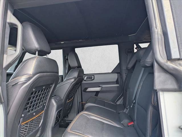 Used 2022 Ford Bronco Badlands w/ Sasquatch Package AWD/4WD image 12