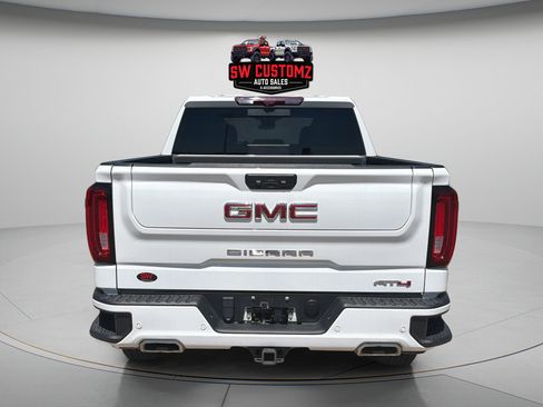 Used 2024 GMC Sierra 1500 AT4 w/ Technology Package AWD/4WD image 6