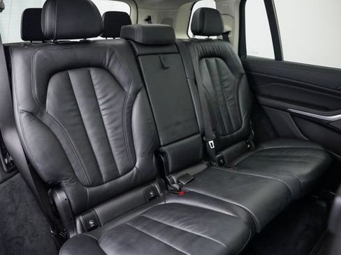 Used 2020 BMW X7 xDrive40i w/ Premium Package AWD/4WD image 28