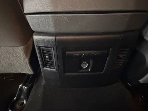 Used 2018 RAM 1500 Big Horn AWD/4WD image 24