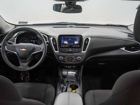 Used 2022 Chevrolet Malibu LT FWD image 13