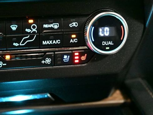 Used 2020 Ford Expedition Platinum AWD/4WD image 38
