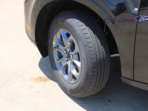 New 2026 Ford Maverick XLT FWD image 5
