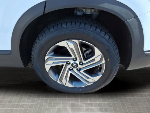 Used 2023 Hyundai Santa Fe SEL w/ Cargo Package FWD image 12