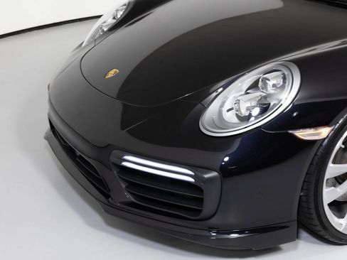 Used 2019 Porsche 911 Turbo image 11