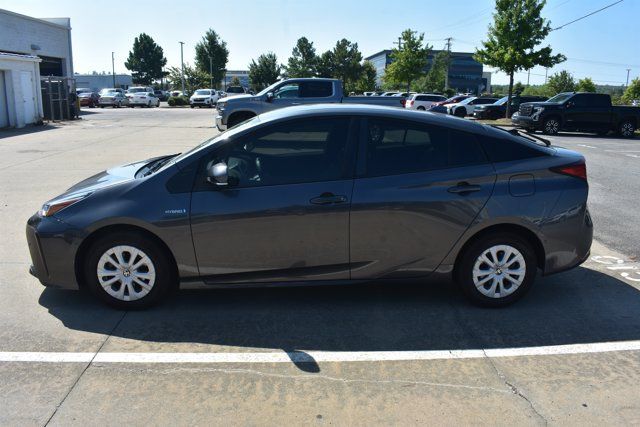Used 2021 Toyota Prius LE FWD image 8
