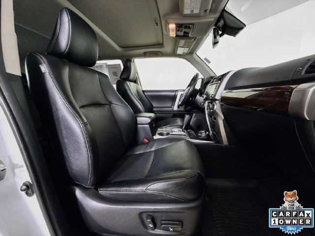 Used 2024 Toyota 4Runner Limited AWD/4WD image 31